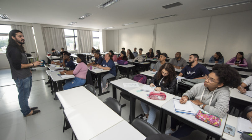 2019_05_22-pre-vestibular-social-pucrs(CREDITO_Camila_Cunha-PUCRS)(907x567)